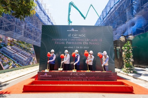Regal Pavillon - Chuỗi shophouse 5 sao giữa trung tâm Đà Nẵng cất nóc chỉ sau 2 tháng khởi công